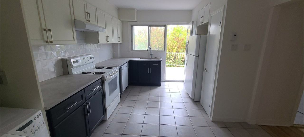 86 Promenade Ronald - Photo 2 of 21