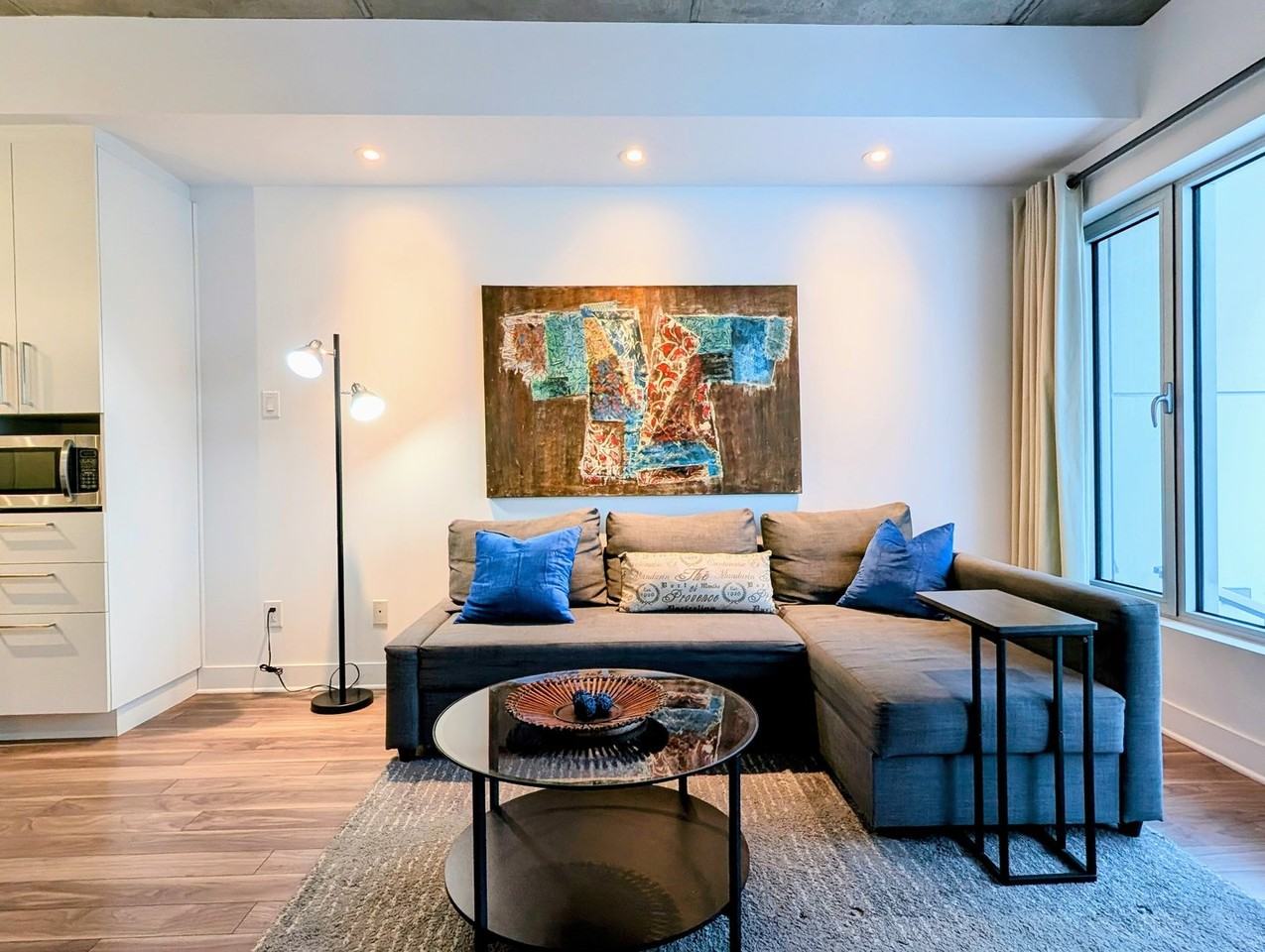 1150 Rue Saint-Denis - Photo 3 of 30
