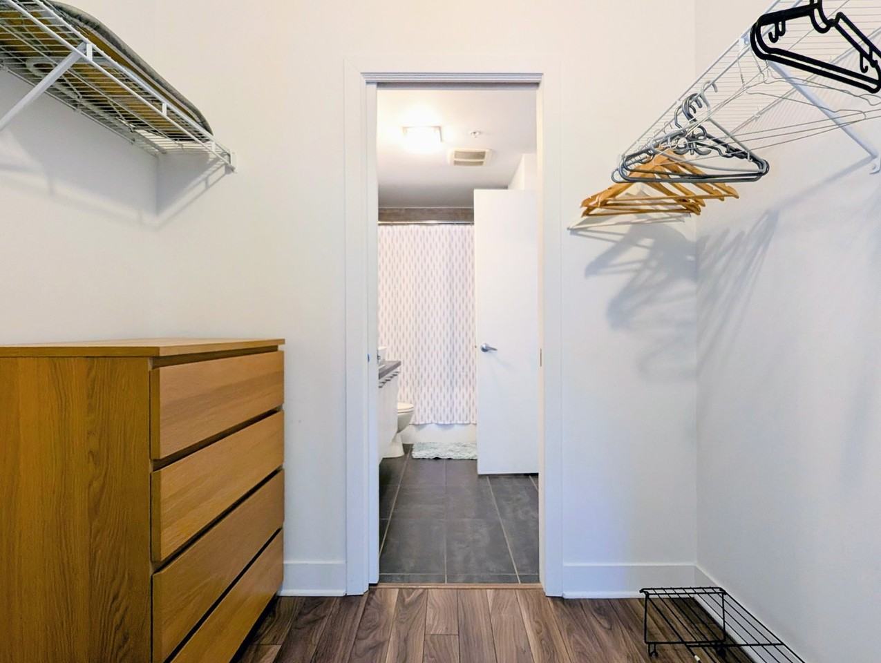 1150 Rue Saint-Denis - Photo 7 of 30