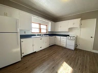 2012 Madison St #2 - Photo 4 of 5