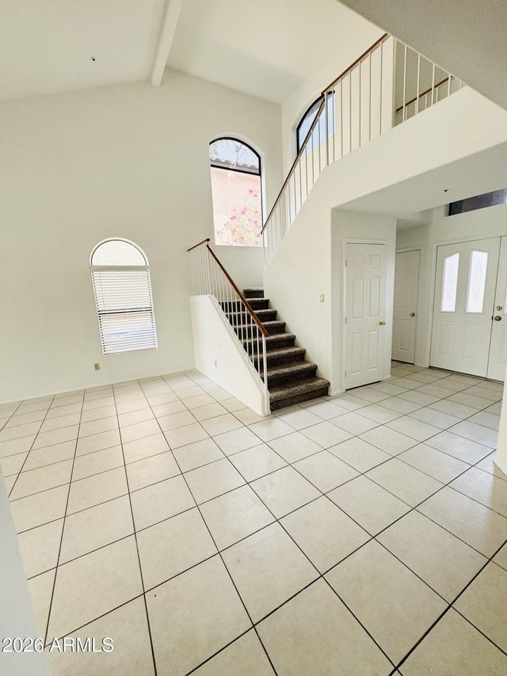 12770 N 89th St - Photo 3 of 34