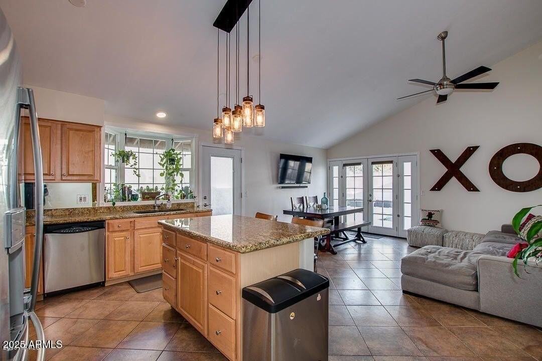 2201 N 87th Way - Photo 4 of 19