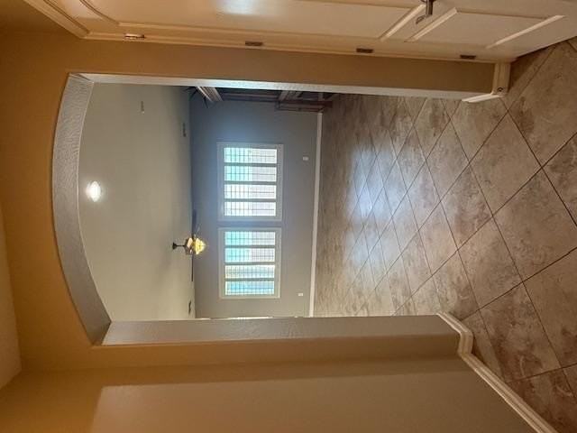 5703 S Parkcrest St - Photo 2 of 29