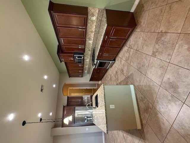 5703 S Parkcrest St - Photo 6 of 29