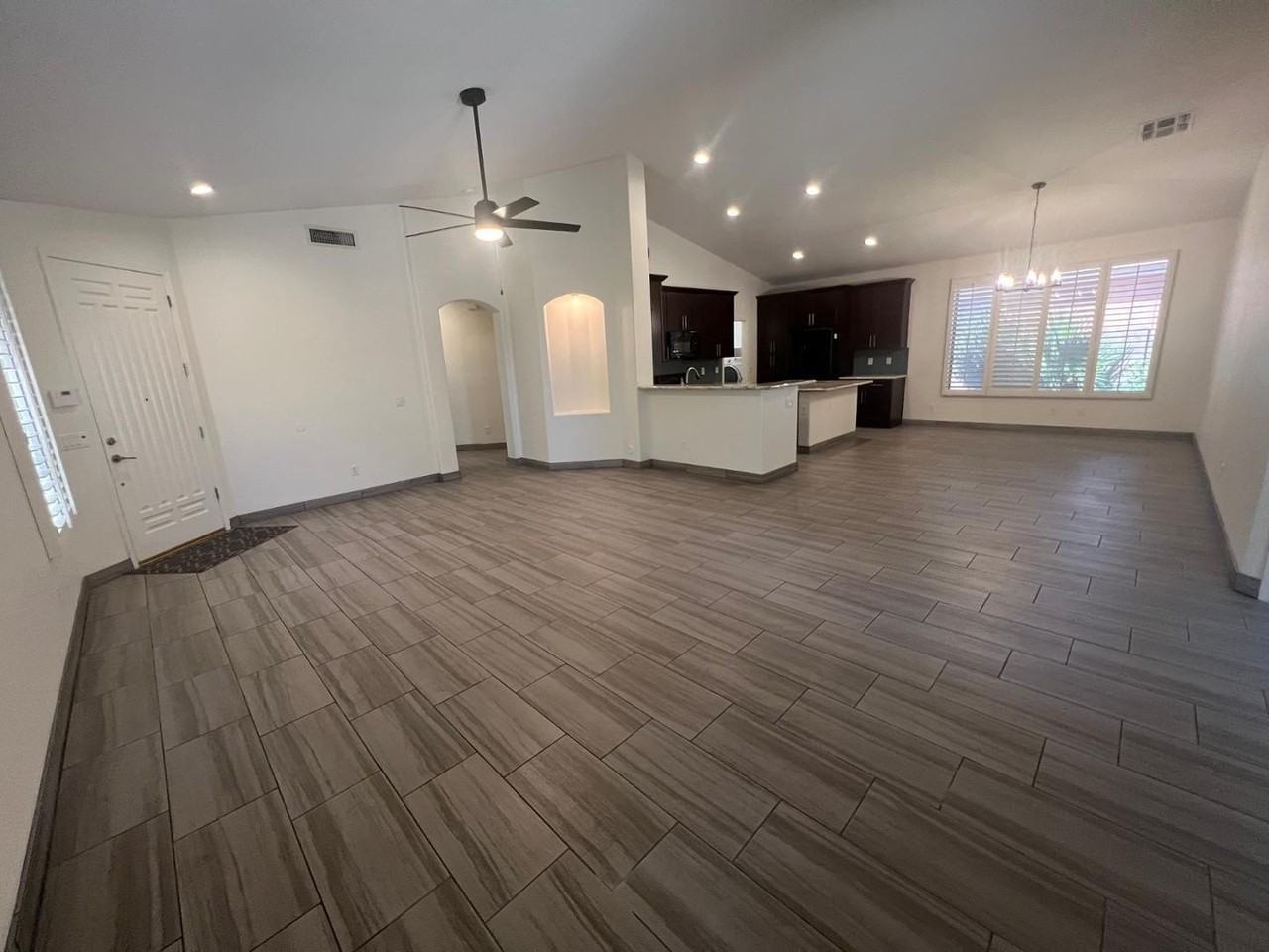 1136 E San Tan Dr - Photo 4 of 29