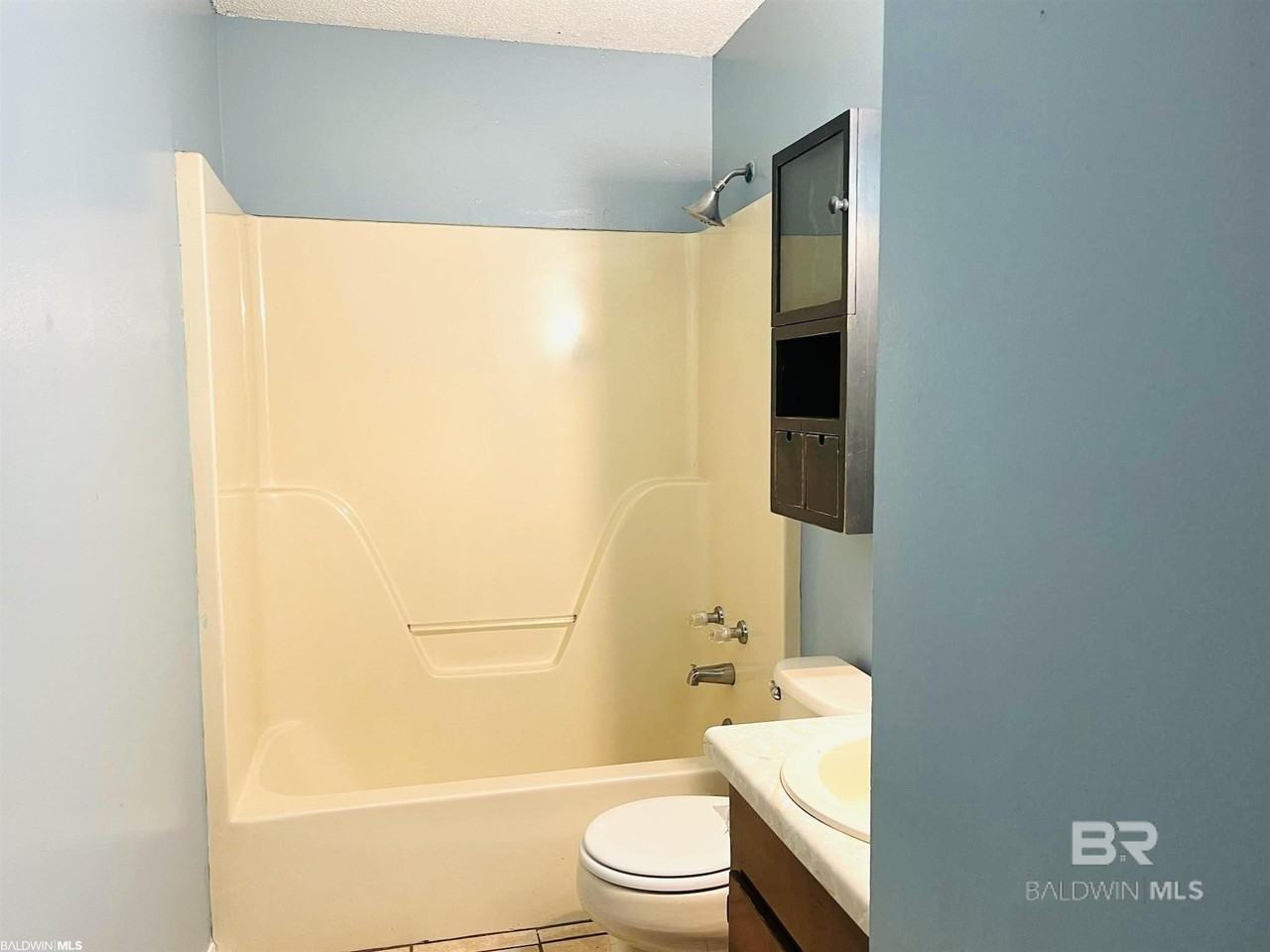 20901 Lawrence Rd #1 - Photo 3 of 9