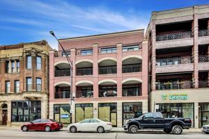 featured image of 2618 N Halsted St #4N