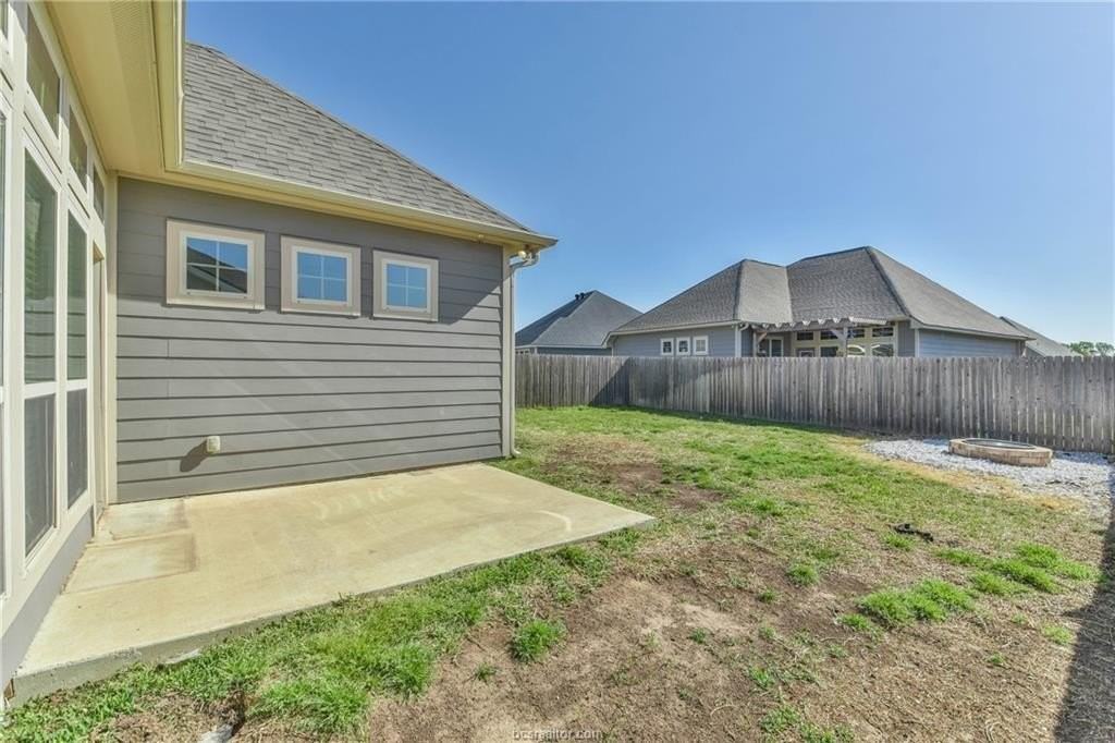 2019 Stubbs Dr - Photo 5 of 39