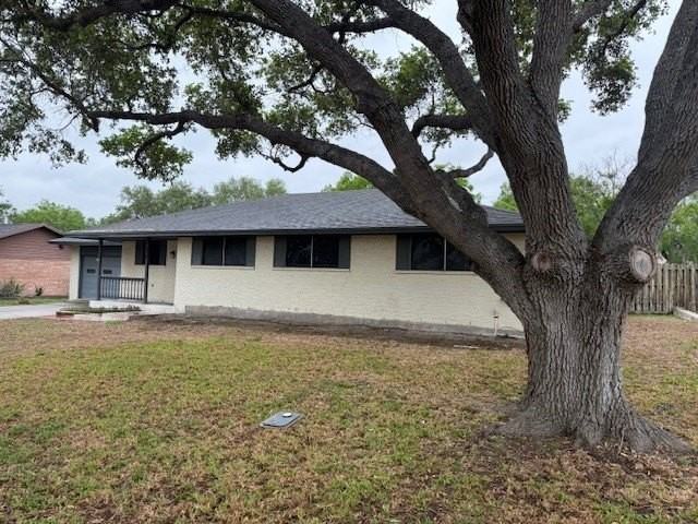 14417 Fairway Dr - Photo 2 of 22