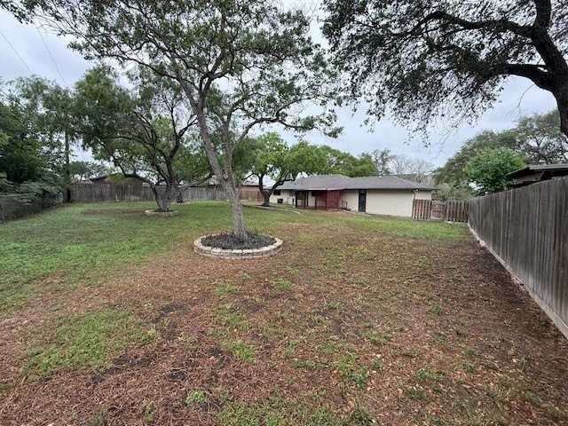 14417 Fairway Dr - Photo 6 of 22