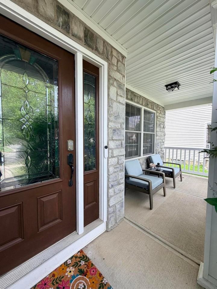 5205 Wabash River St - Photo 3 of 50