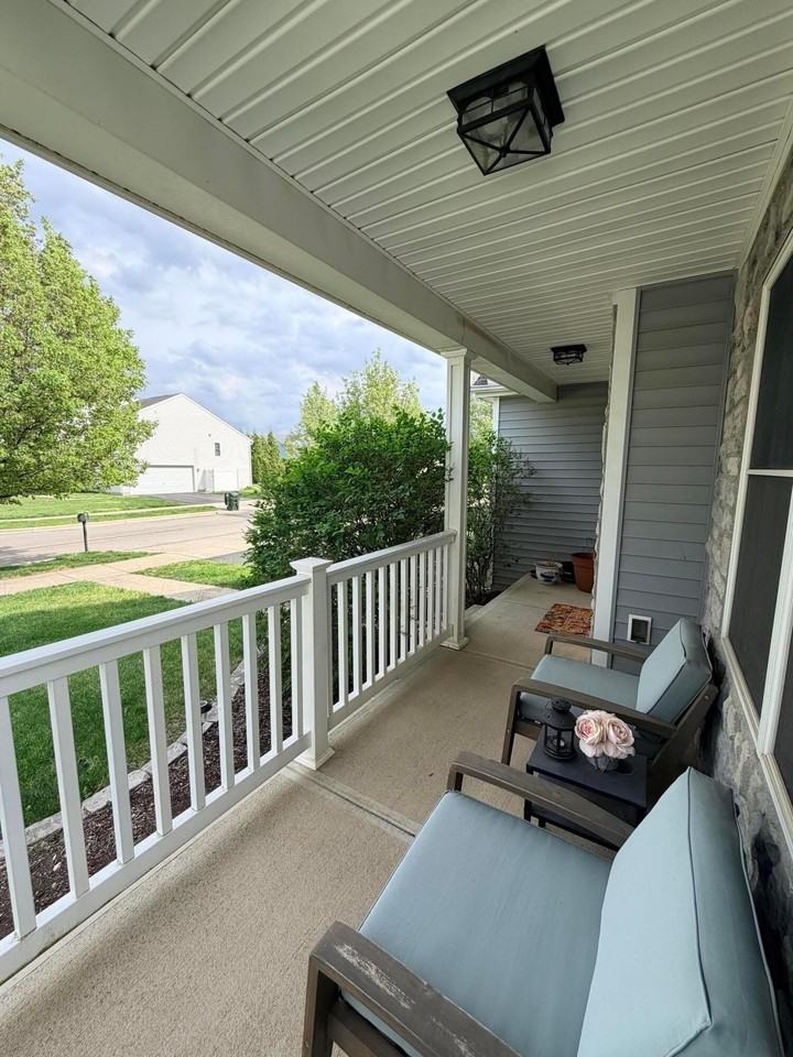 5205 Wabash River St - Photo 4 of 50