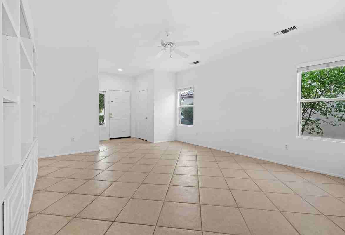 78472 Glastonbury Way - Photo 7 of 28