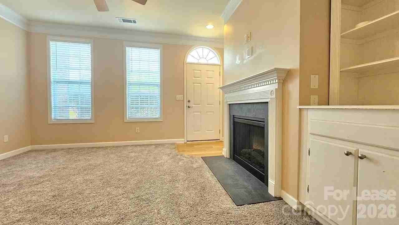 1067 Writers Way - Photo 3 of 12