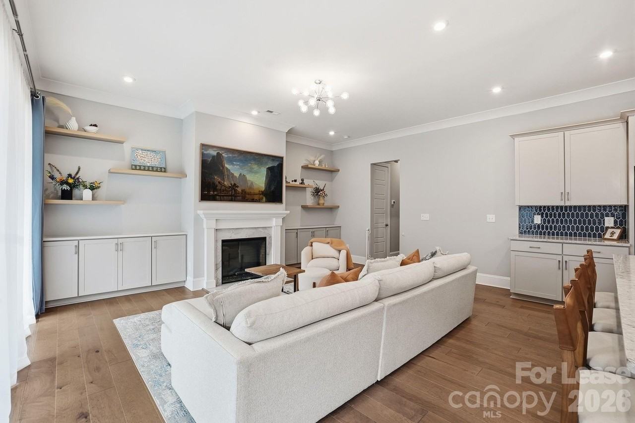 4131 Merkland Ln - Photo 3 of 30