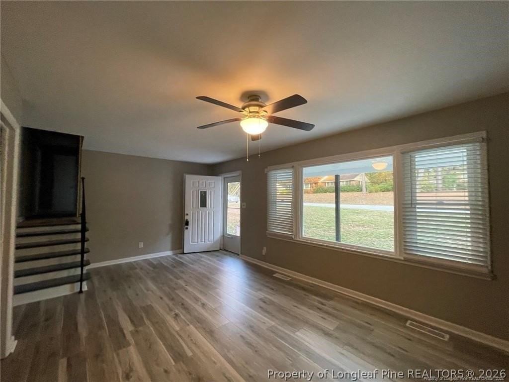 3527 Scottywood Dr - Photo 4 of 21