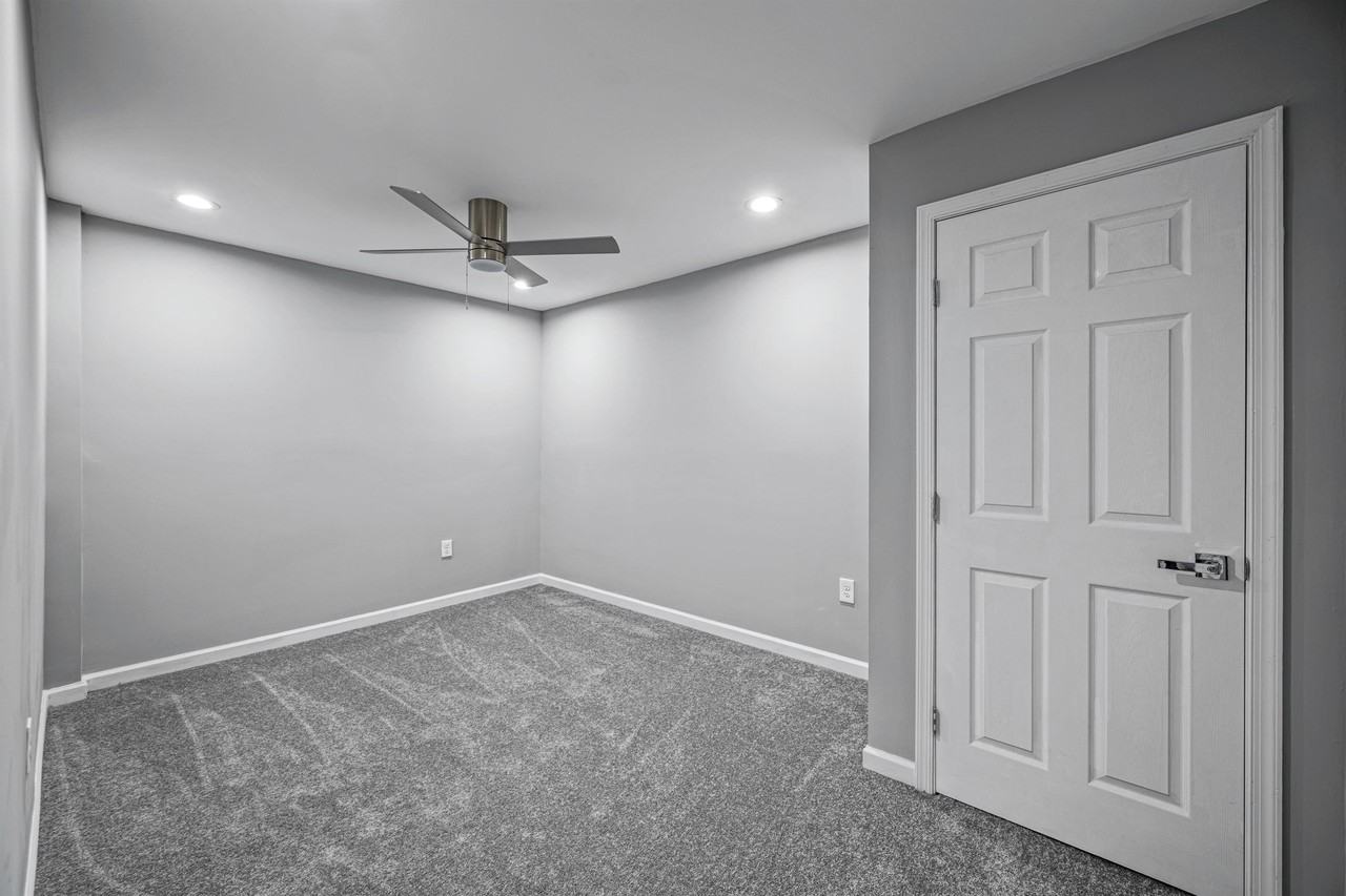 3059 Brighton St #1 - Photo 2 of 18