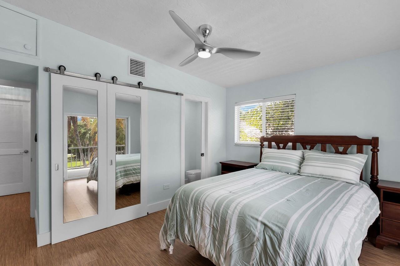 154 Hibiscus St - Photo 7 of 18