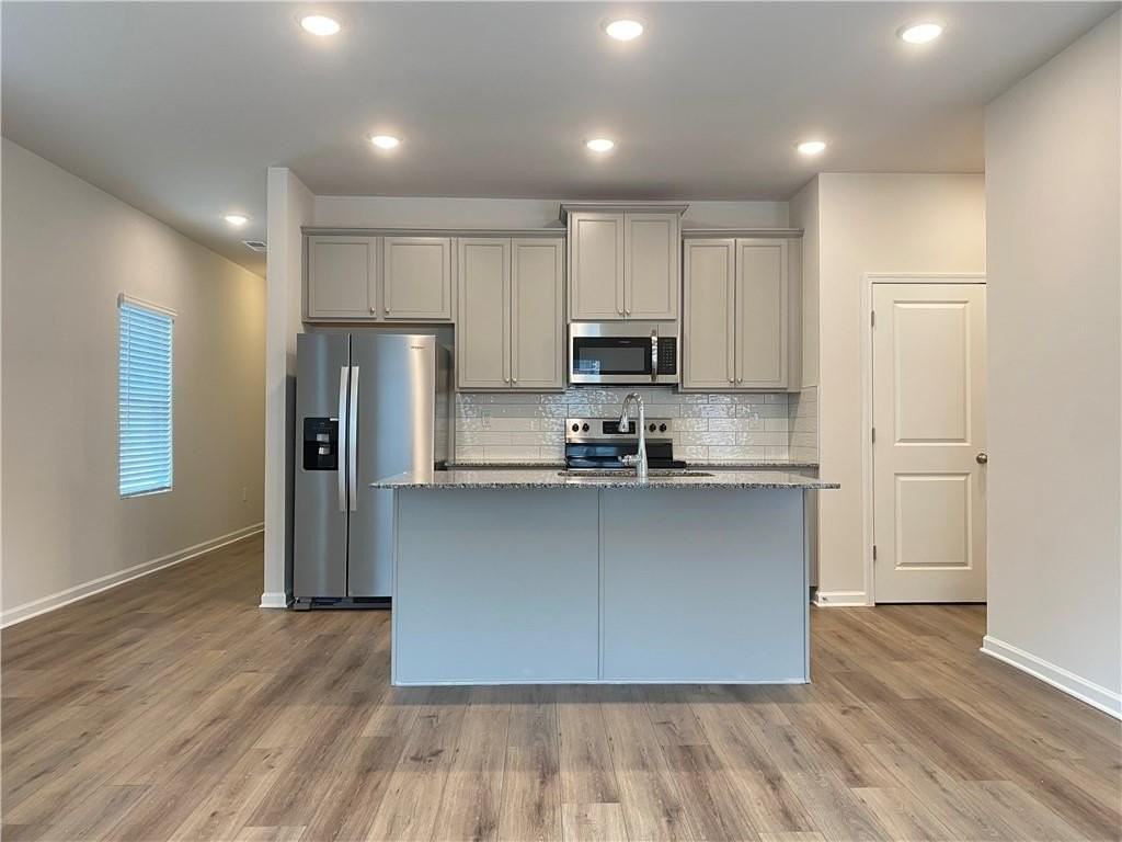 4679 Fullerton Dr - Photo 3 of 23