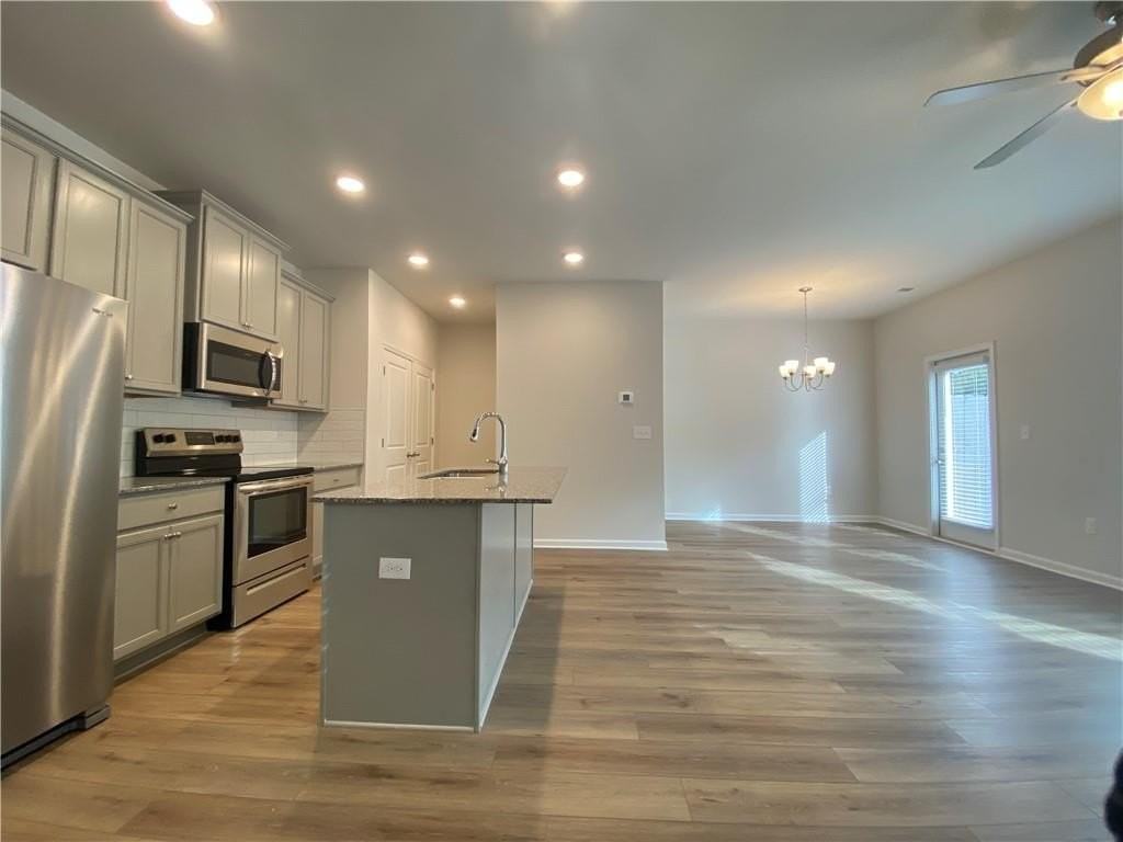 4679 Fullerton Dr - Photo 5 of 23