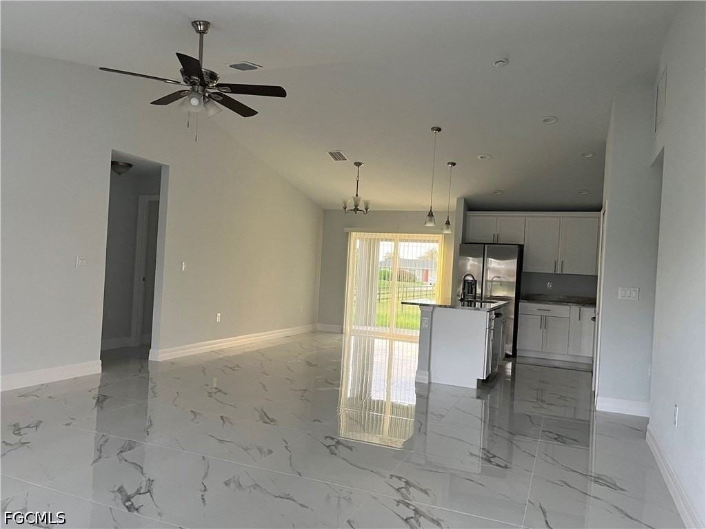 4110 19th St Sw - Photo 2 of 15