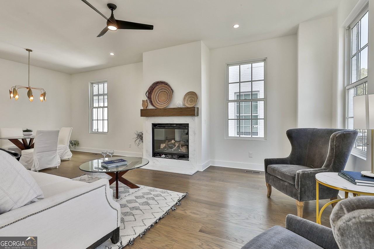 940 Laurel Brooke Ave - Photo 7 of 50