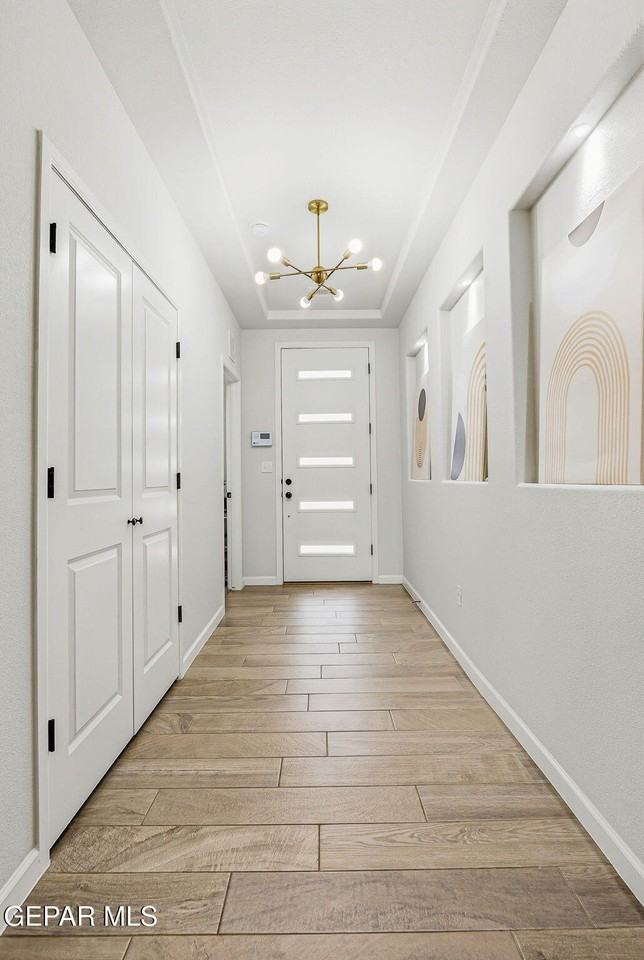 6556 Ta Suil Pl - Photo 3 of 34