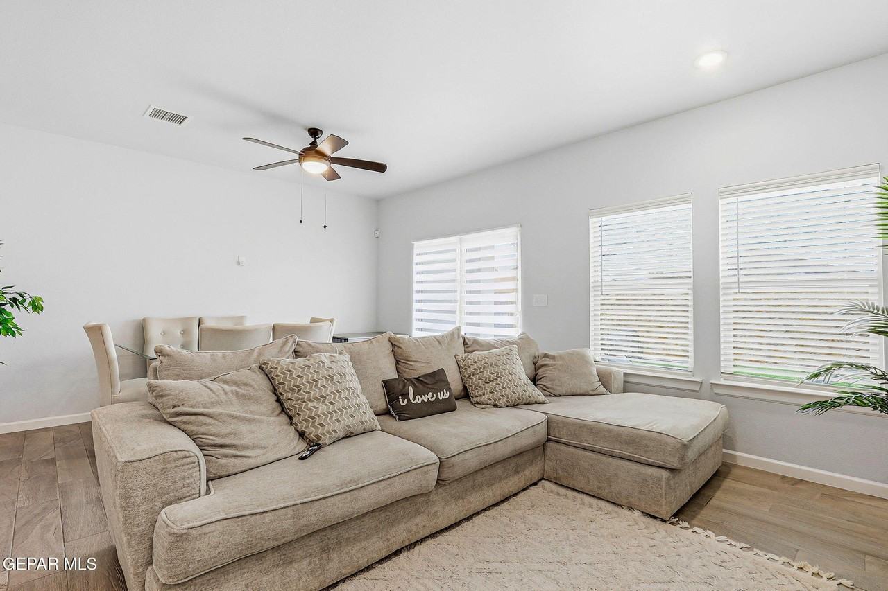 6556 Ta Suil Pl - Photo 6 of 34