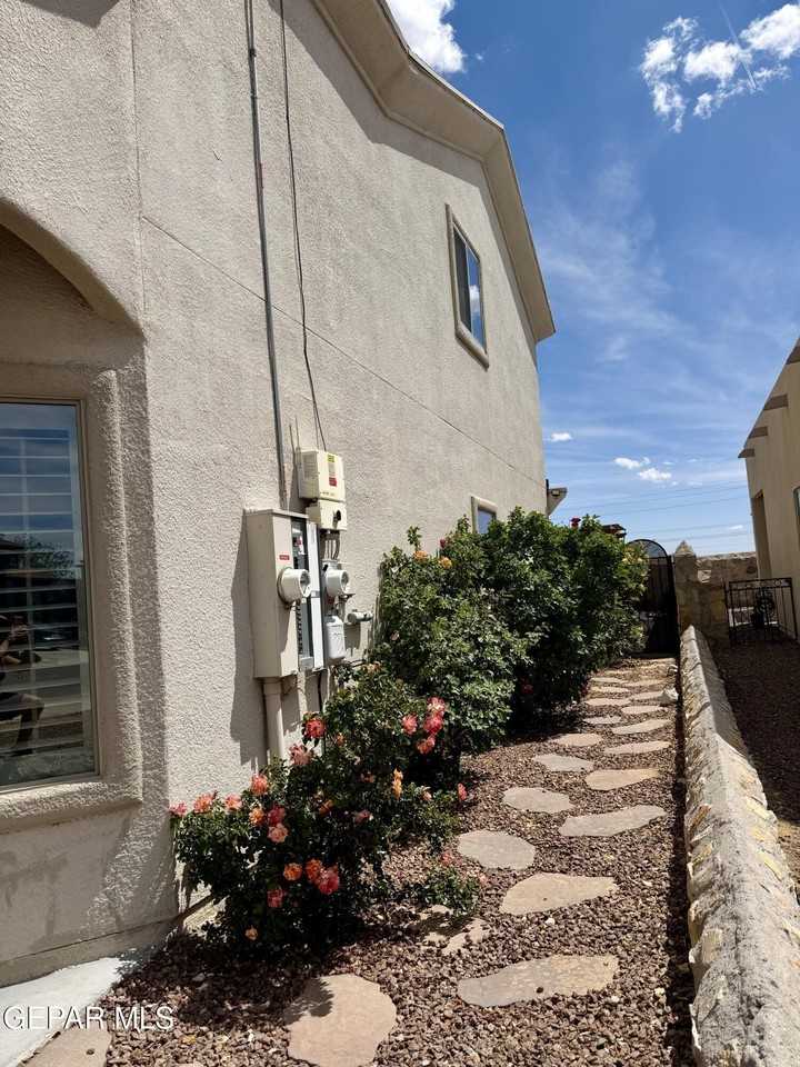 3100 Red Velvet Pl - Photo 4 of 30