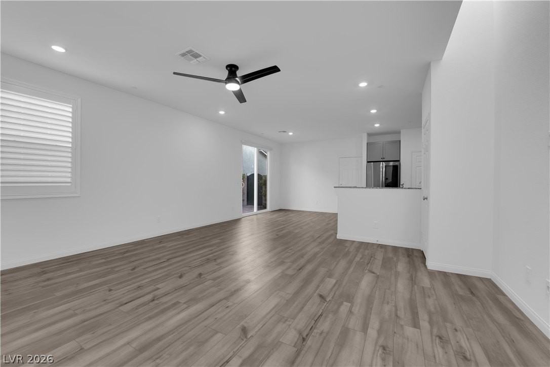 3762 Trancoso Ave - Photo 4 of 44