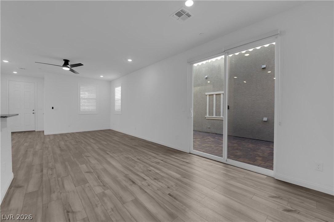 3762 Trancoso Ave - Photo 7 of 44