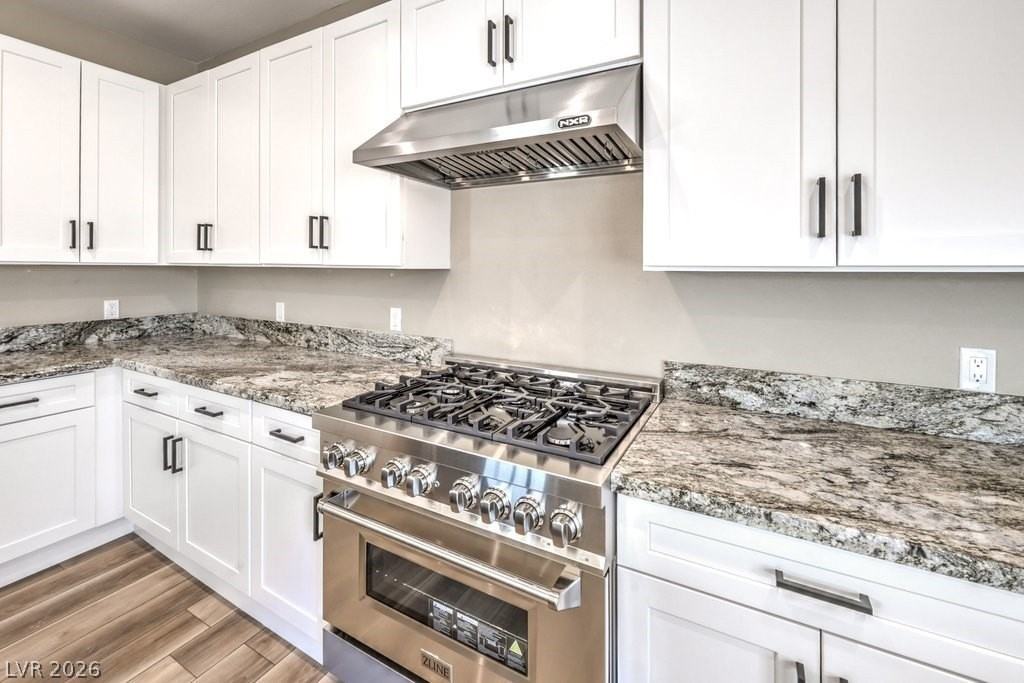 729 N Milan St - Photo 6 of 18