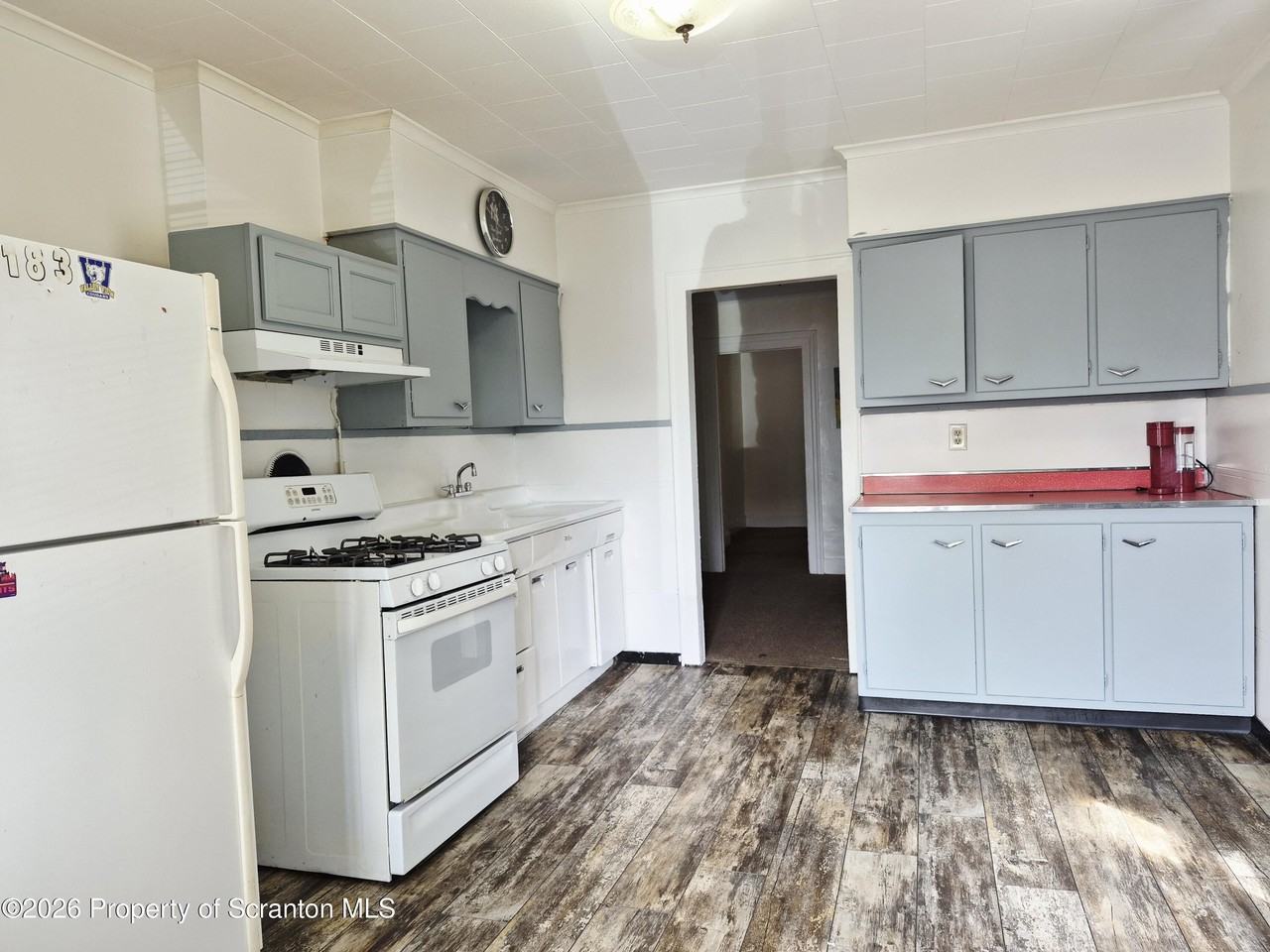 68 Green Pl #1 - Photo 2 of 15