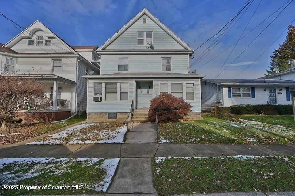 2211 Brown Ave - Photo 2 of 37
