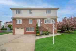 2 Millo Pl #2 - Photo 1 of 1