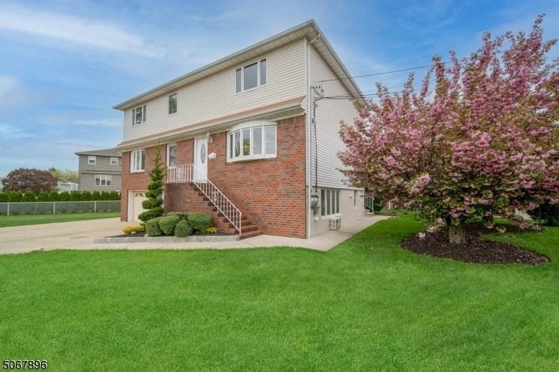 2 Millo Pl #2 - Photo 2 of 21