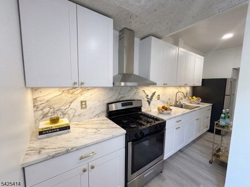 73 Newark Ave - Photo 5 of 13