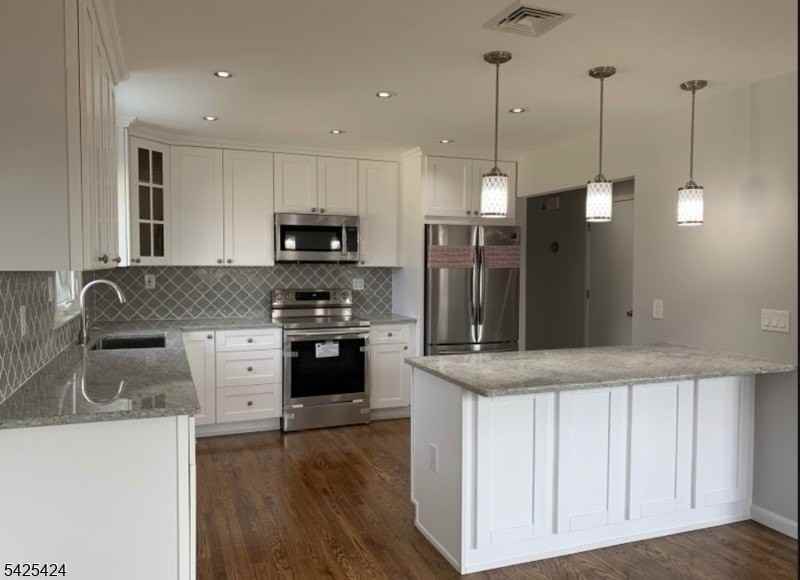 62 Gless Ave - Photo 5 of 12