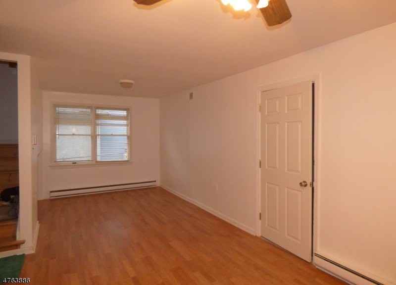 8 N Glen Ave - Photo 5 of 33