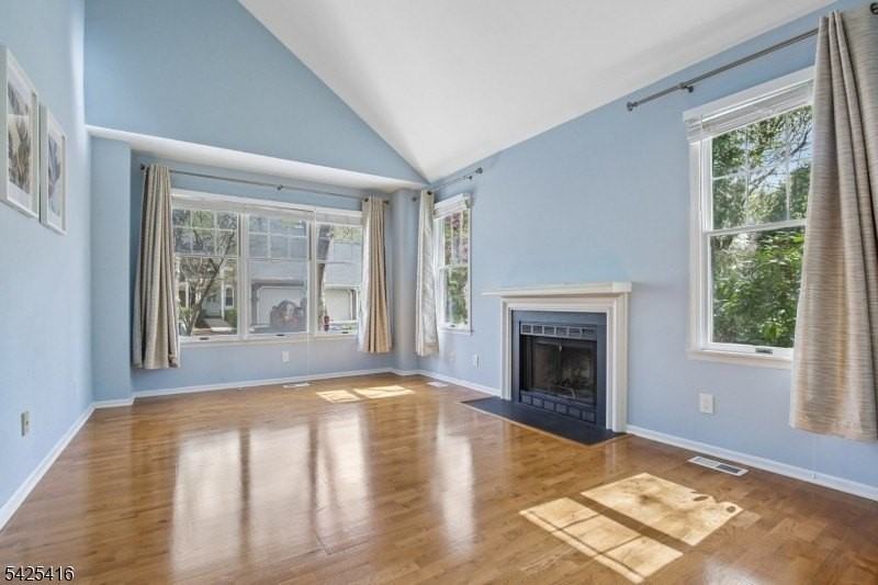 14 Exeter Rd - Photo 6 of 47