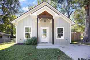 304 E Cottonwood St - Photo 1 of 1