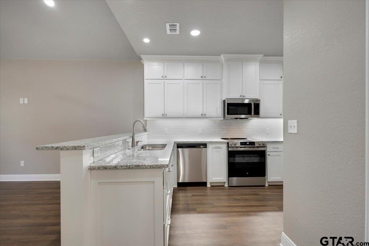 304 E Cottonwood St - Photo 5 of 16