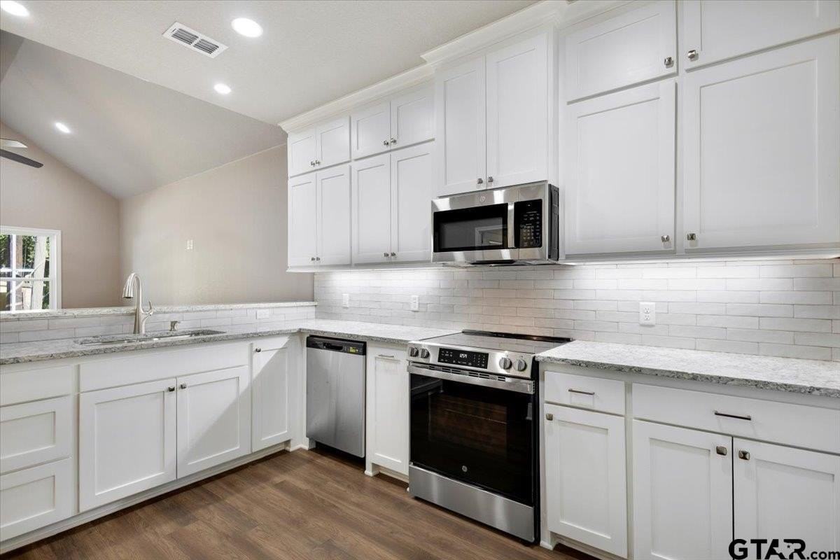 304 E Cottonwood St - Photo 6 of 16