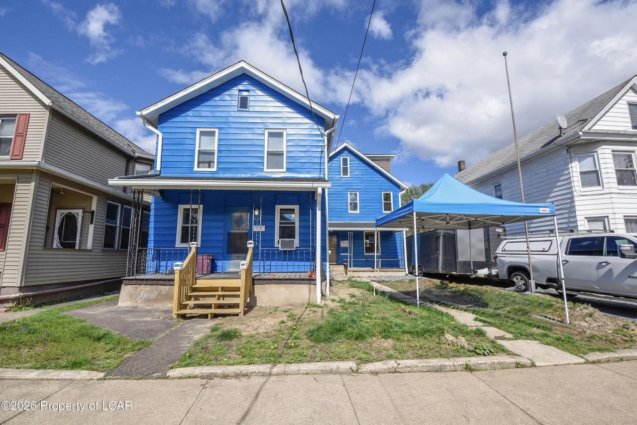 147 W Dorrance St - Photo 2 of 39