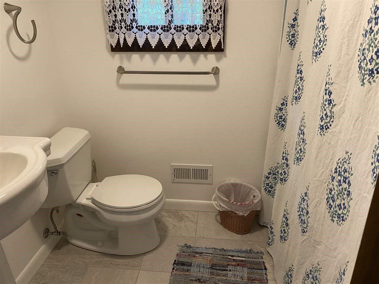 2829 Hopkins Dr - Photo 7 of 24