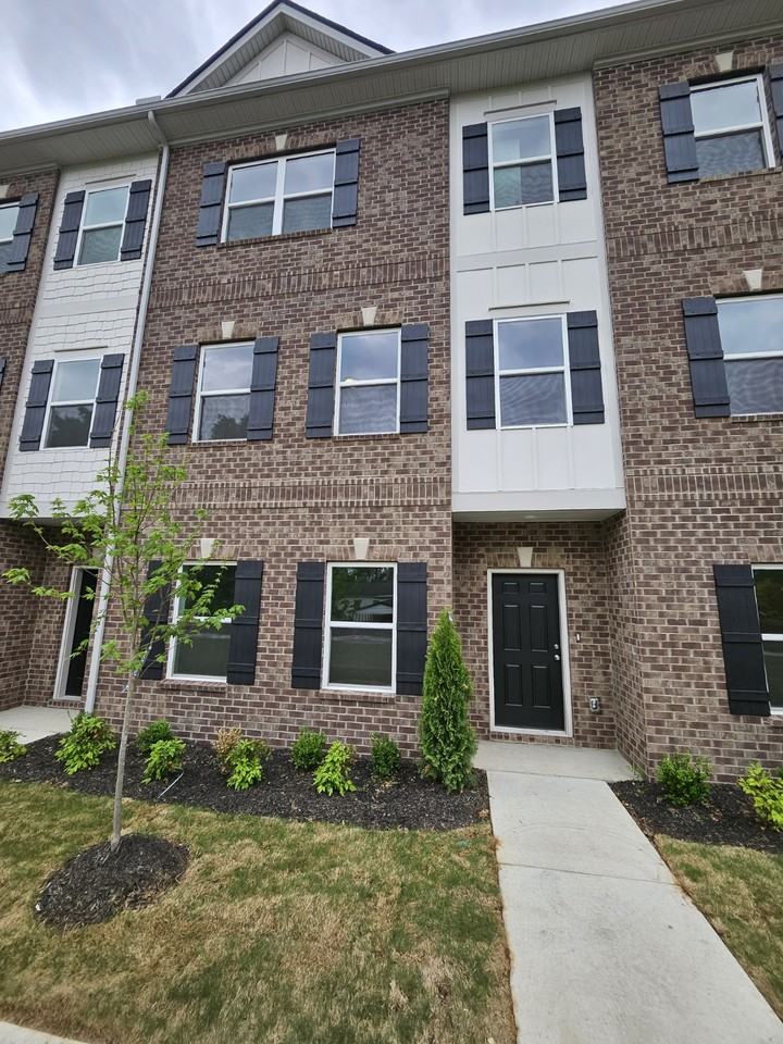 128 Rosebush Ln #1 - Photo 2 of 43