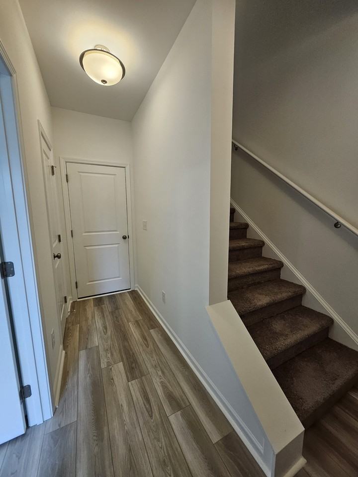 128 Rosebush Ln #1 - Photo 4 of 43