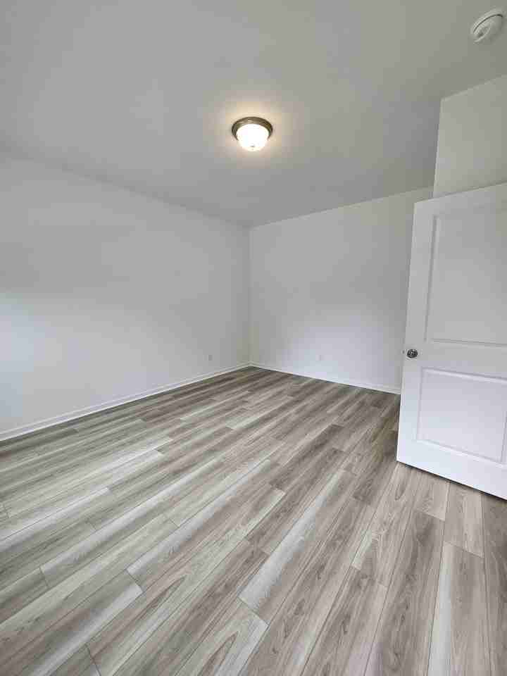 128 Rosebush Ln #1 - Photo 6 of 43