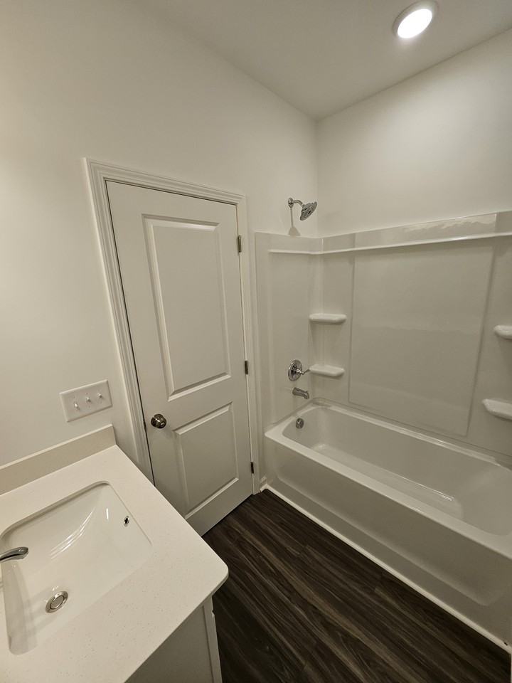 129 Rosebush Ln #18 - Photo 6 of 44