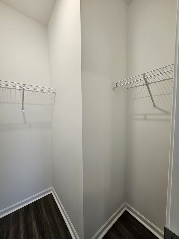 129 Rosebush Ln #18 - Photo 7 of 44